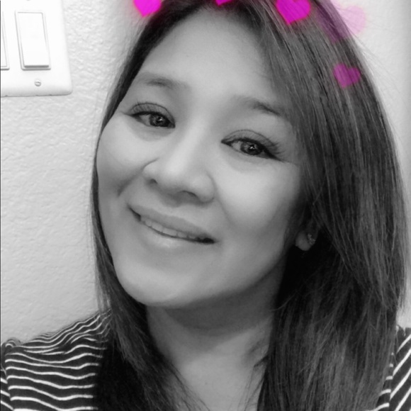 Meet your Posher, Vivian - Picture 1 of 1